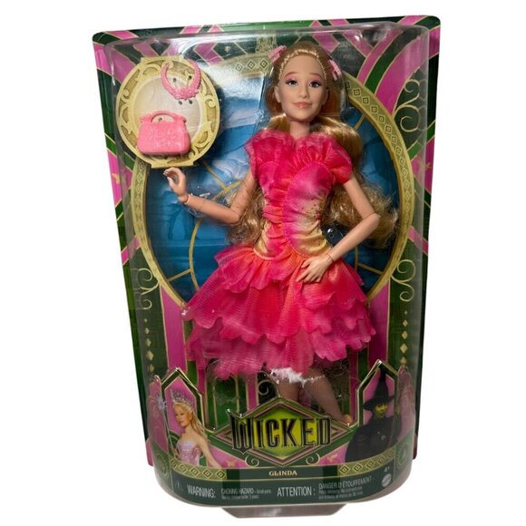 Universal Pictures Wicked Lot: Glinda, Deluxe Elphaba Fashion Dolls + Throw NEW - Picture 5 of 10